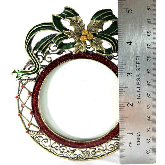 Sunflower Designs Christmas Photo Frame Round 3” Photo Holly Bow Enamel - Picture 3 of 5